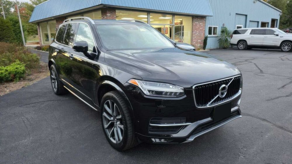 Volvo XC90 T6 Momentum      2019