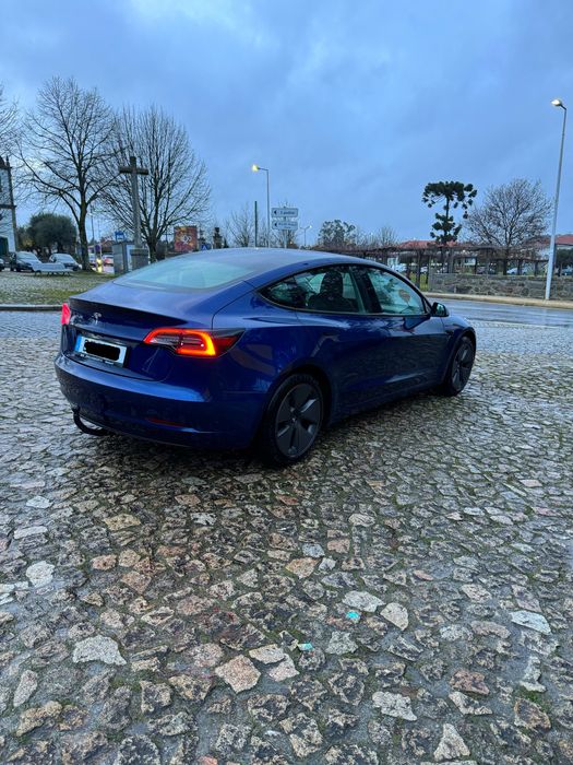 Tesla Model 3 Standard Range Plus (Facelift)