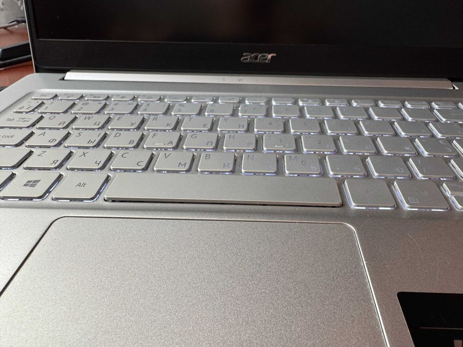 Acer Swift 3 / ryzen 5 4500u , 8/256 (як НОВИЙ)