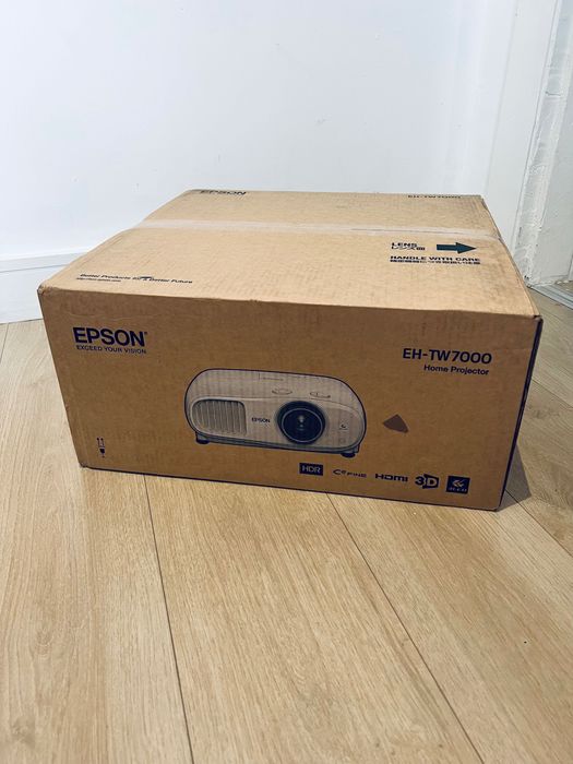Epson EH-TW7000/Проектор/4K PRO/Відеопроектор/Новий
