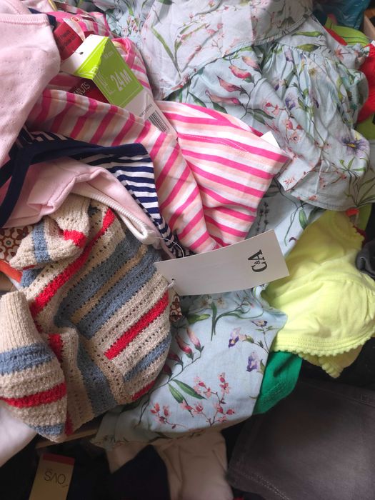 Продам дитячі речі сток оптом. По 100 од