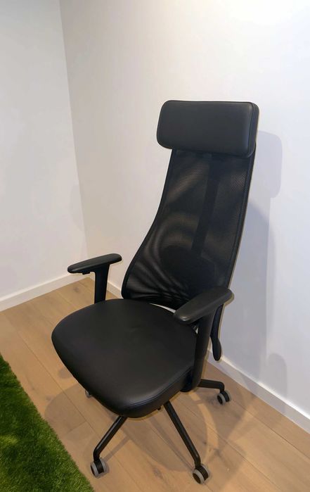 Cadeira de escritório giratória com braços - IKEA JÄRVFJÄLLET