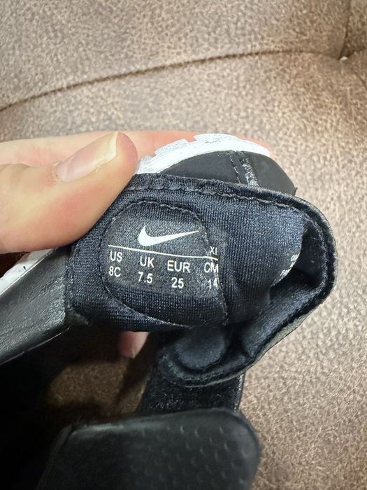 Босоніжки  nike