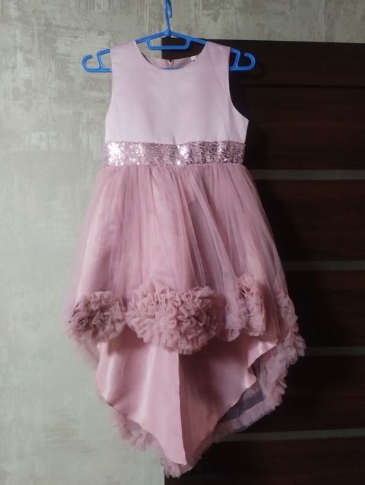 Святкове плаття для дівчинки