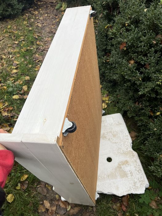 Полки під ліжко на колесах