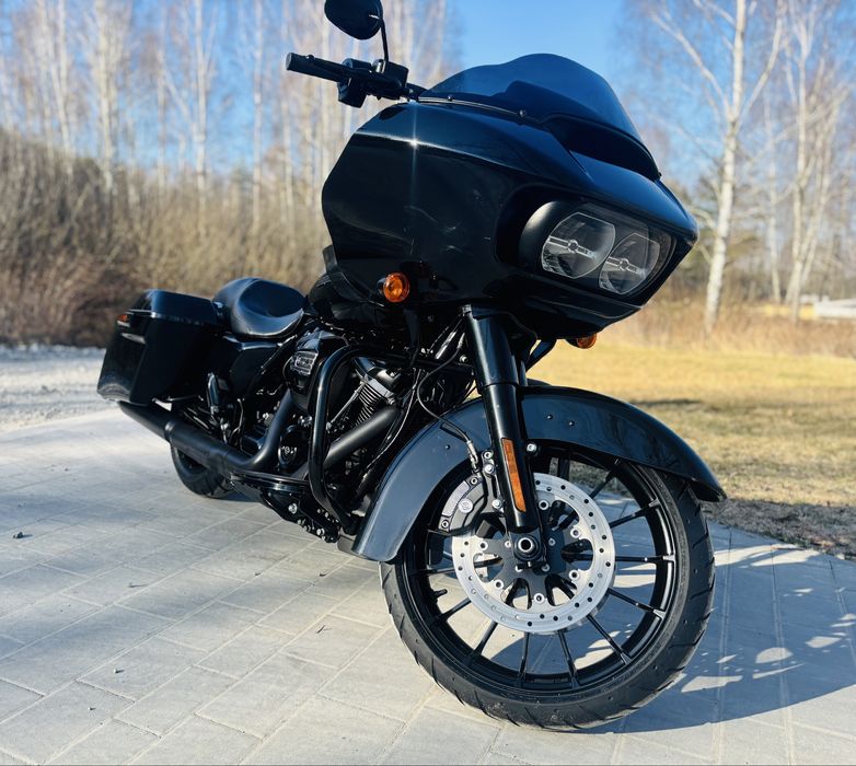 Harley-Davidson ROUD GLIDE SPECIAL BLACK 2019 silnik 114 Polski salon