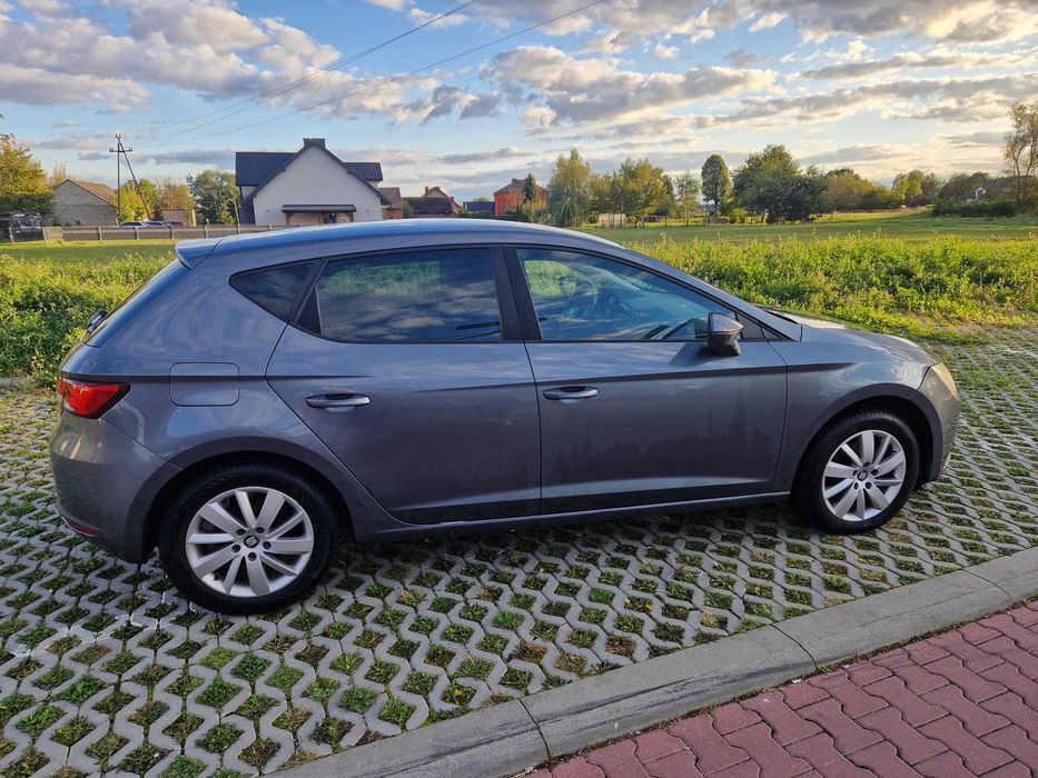 seat leon 1.6 tdi 105km