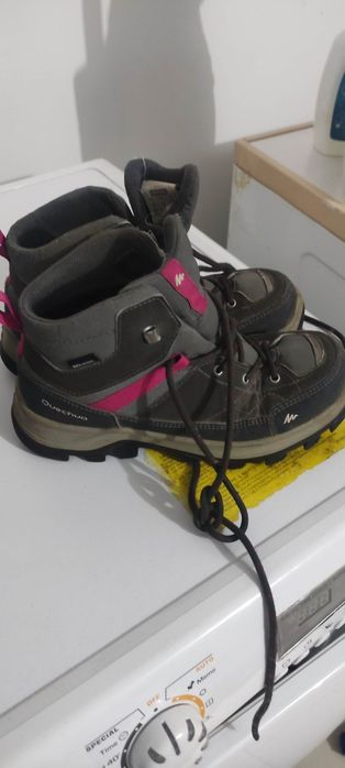 Botas / sapatilhas Quechua