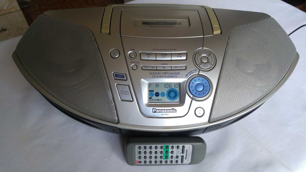 Panasonic RX-ES22 Portable Stereo CD System. Робочий, з пультом д/к.