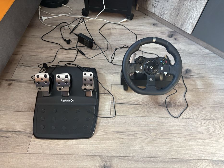 Kierownica logitech g920 XBOX/PC