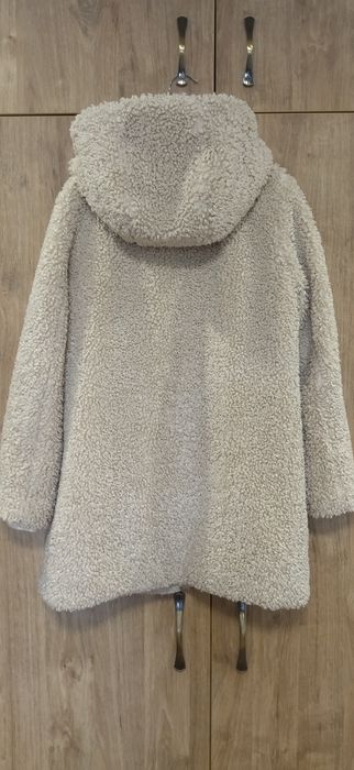 Зимова куртка Esprit барашка