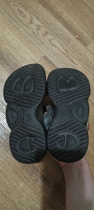Босоножки сандалии для мальчика 29 р.