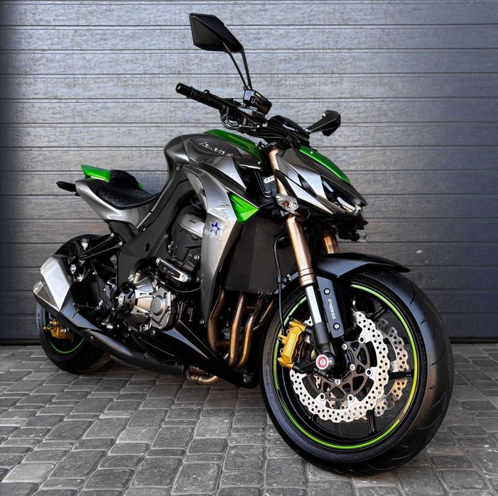 Продам мотоцикл Kawasaki Z1000 (1176)