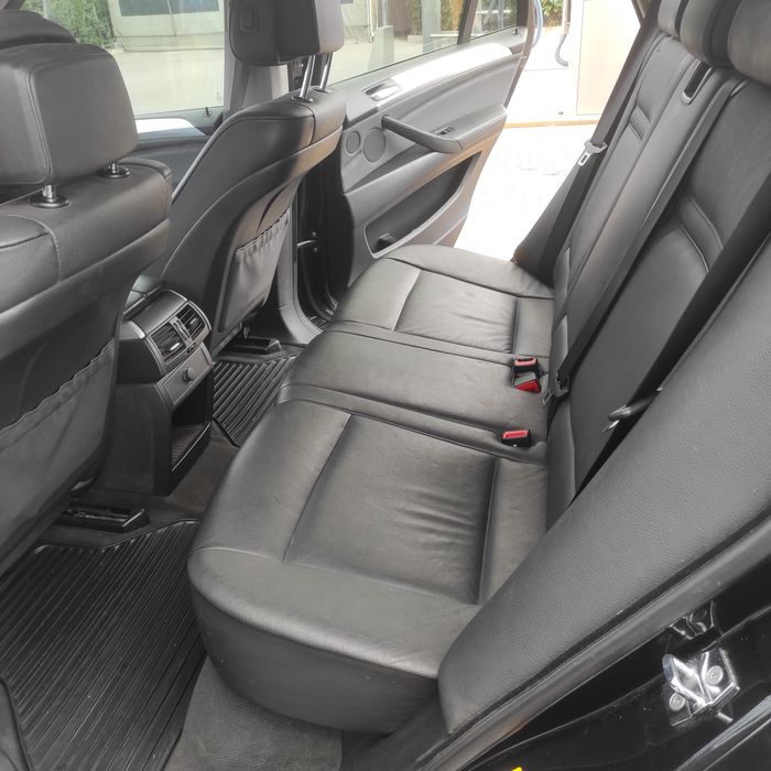 Продам БМВ Х5 е70 бензин