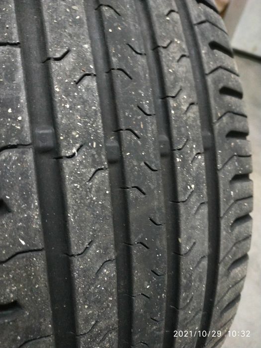 Pneu continental 205/55 R17