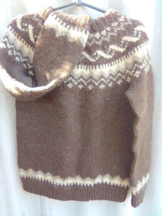 Продам свитера махеровый шерстяной от 150 гр. До 400