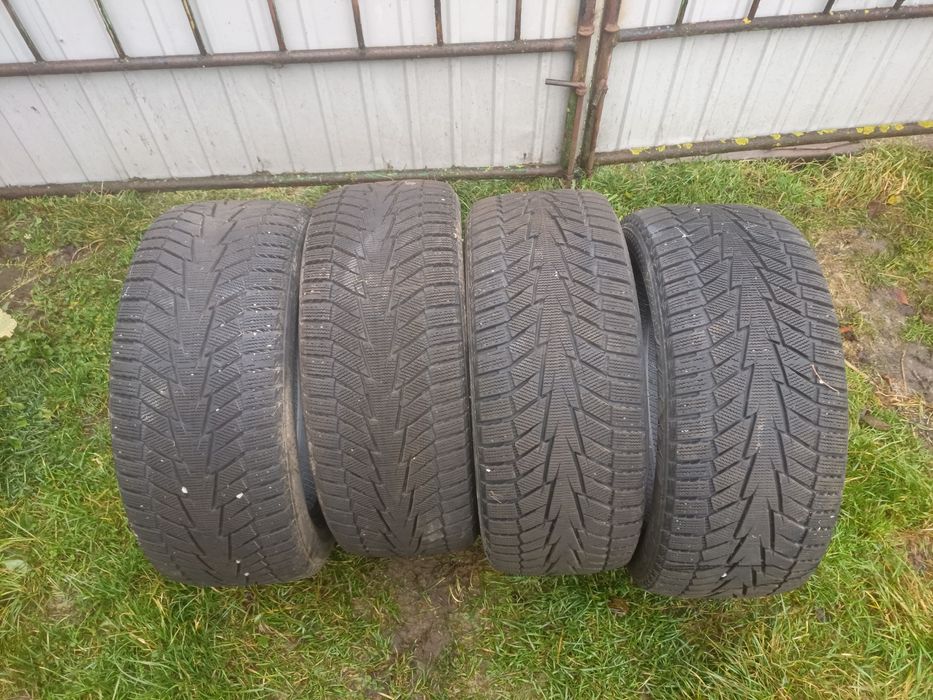 Хенкок 245/45/17 зима