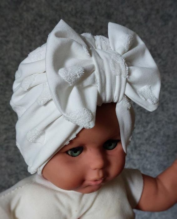 Дитяча шапка з бантом