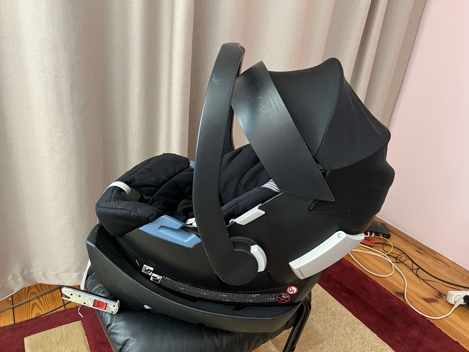 Cybex Aton 4 + база ISOFIX (Cybex Base 2-Fix)