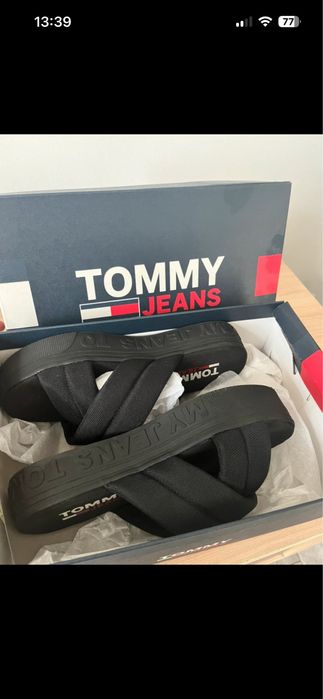 Klapki Tommy Hilfiger koturny wygodne stan idealny