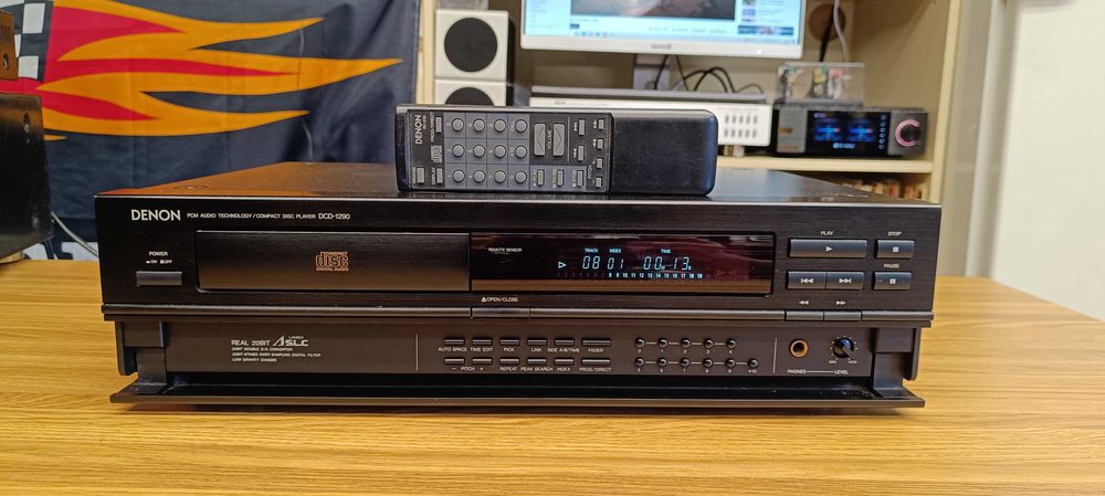 CD програвач  Denon DCD-1290 (стан! Д/У)