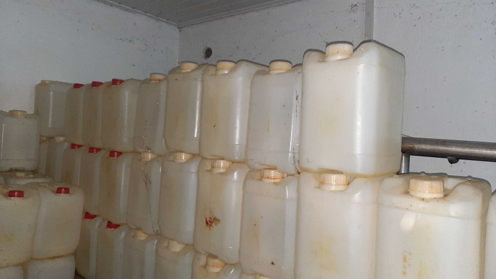 Kanistry 10l, pojemniki, bańki