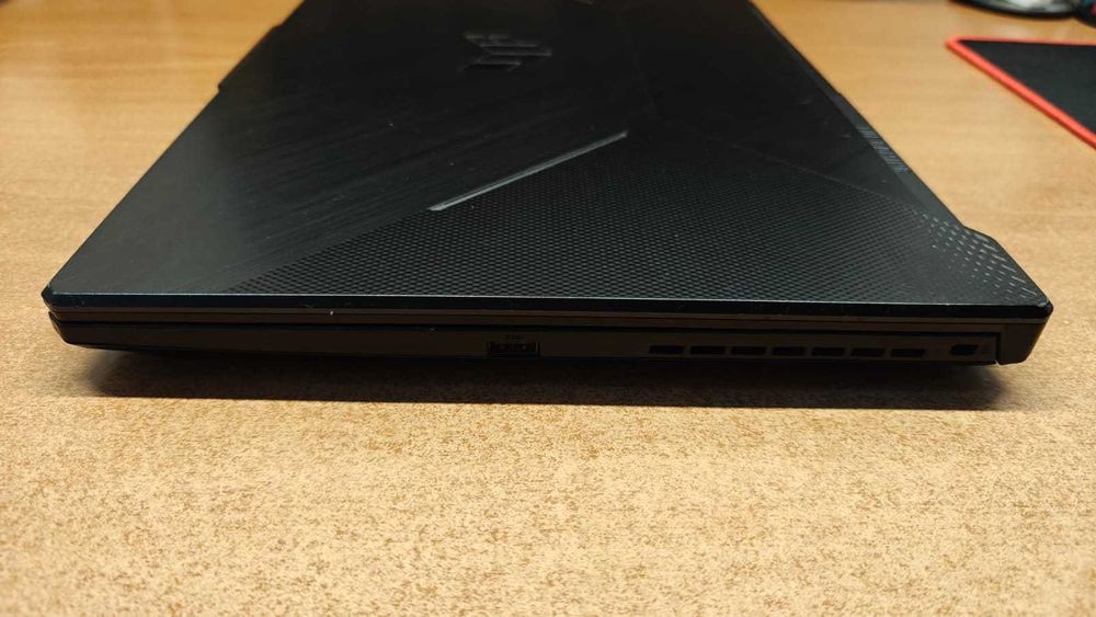 Asus TUF Gaming F17 FX706H i5 11400H / 32 GB / RTX 3050