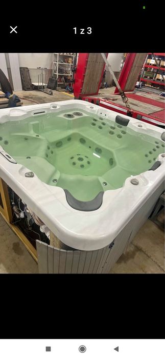 Sprzedam jacuzzi ogrodowe.