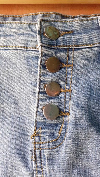 Mini saia de ganga com botões 32/34