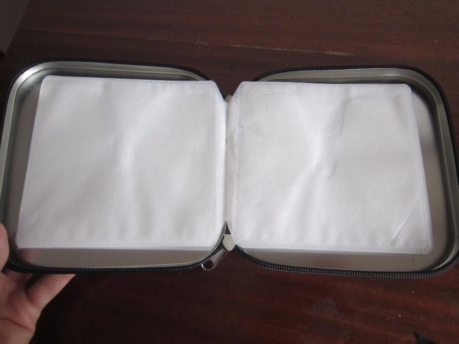 Porta CD's ou DVD's Amarelo com Barcos Brancos da Cutty Sark com divis64575298742530122