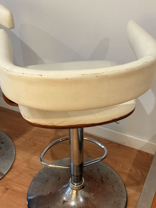 Bancos altos de Cozinha