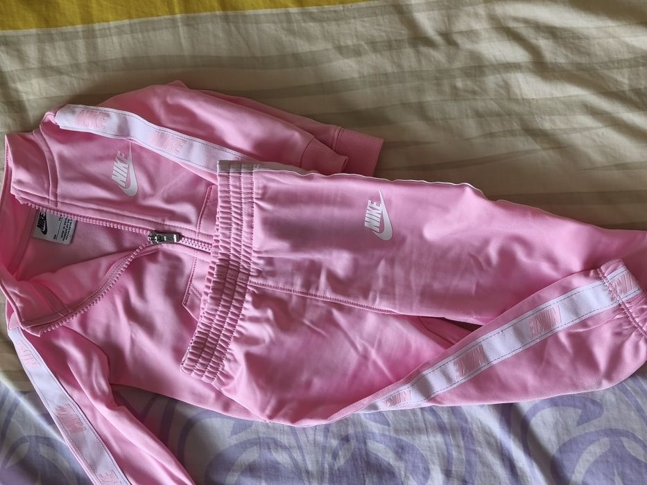 Conjunto Nike criança. 12 meses