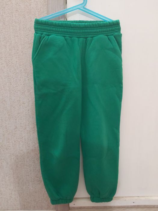 Спортивний костюм для дівчинки