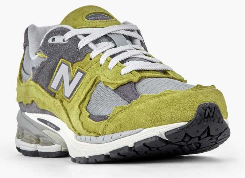 Кросівки New Balance 2002 M20028ZH