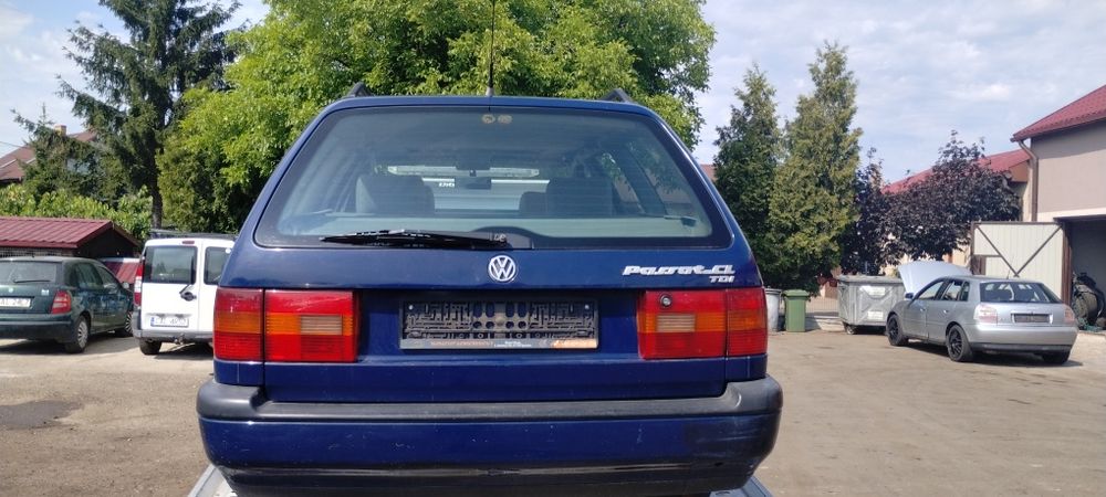 VW passat b 4 kombi 1.9 TDI klapa bagażnika