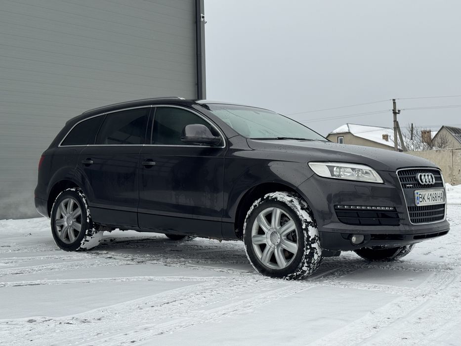 Продам AUDI Q7 в гарному стані на свої роки