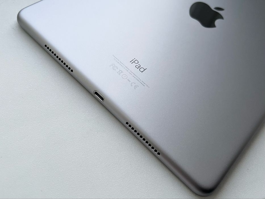  Apple iPad Pro 32GB Wi-Fi