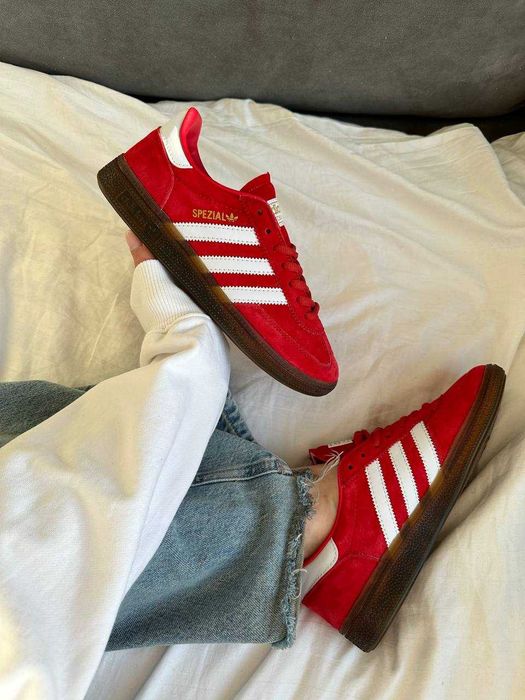 Женские кроссовки Adidas Spezial Handball Red Premium. 36-40
