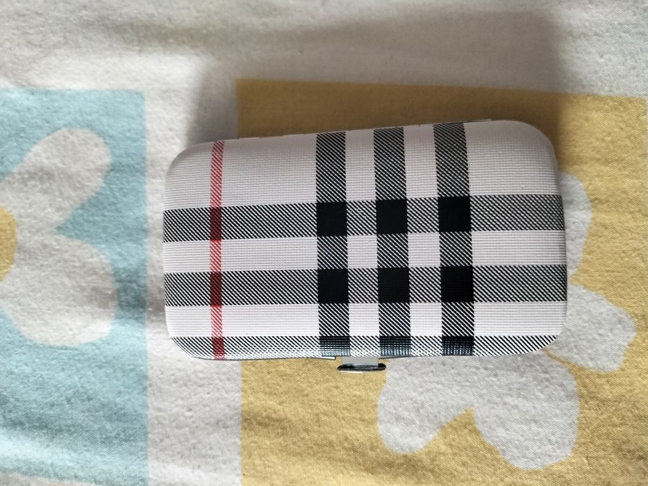 Estojo de utensílios para unhas