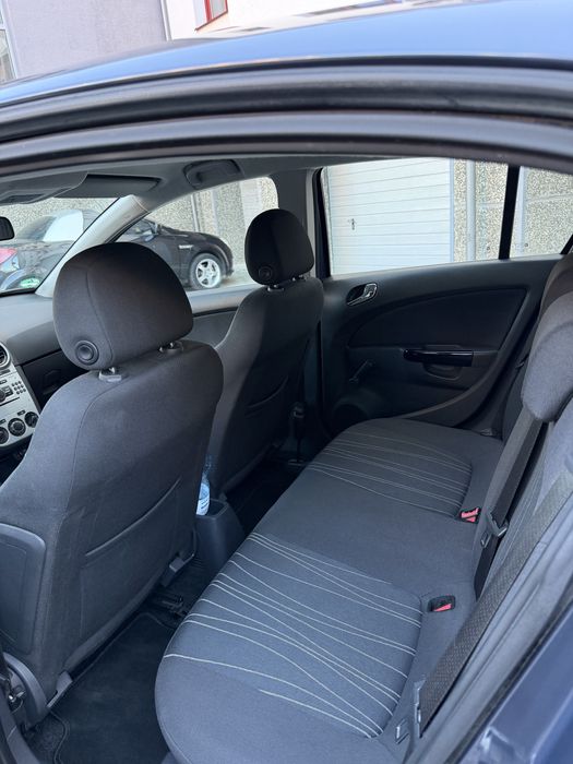Opel Corsa 1.3D Автомат !