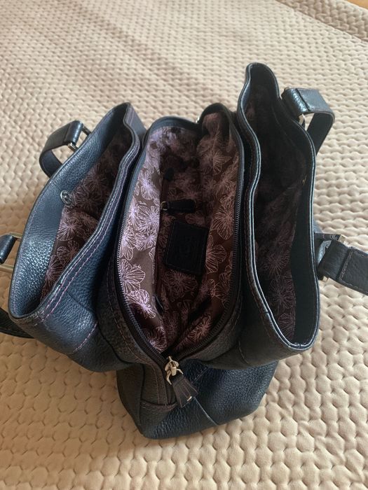 Granatowa torebka na ramię