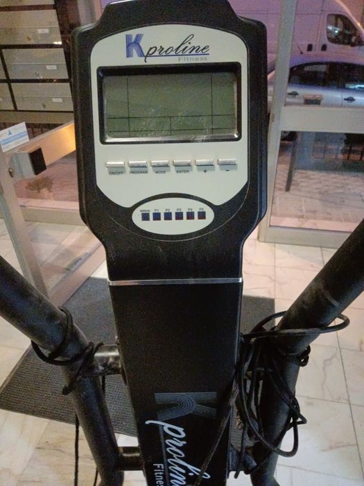 Máquina vibratória  de exercícios