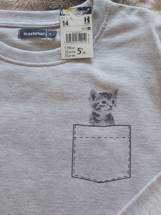 Camisola nova de menina