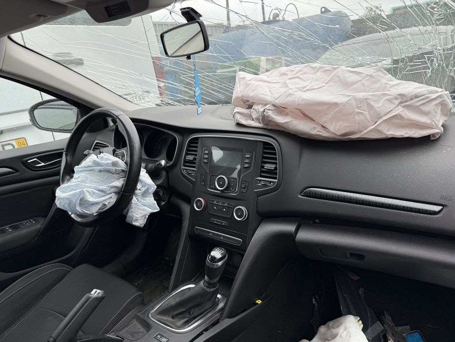 Renault megane IV (peças)