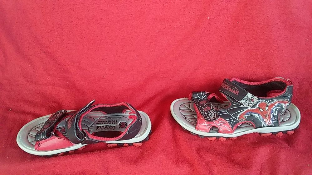 Босоніжки дитячі для хлопчика-нові-Superfit-33;SpiderMan-33