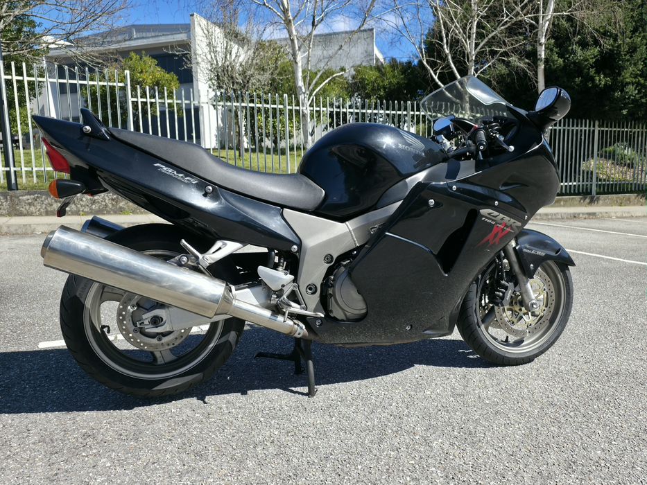 Honda CBR 1100XX