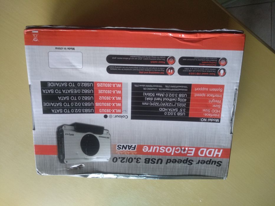 3.5" Hard Drive Enclosure with Fan, New64585117957122122