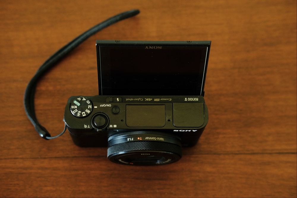 Sony RX100 V Compacta Premium