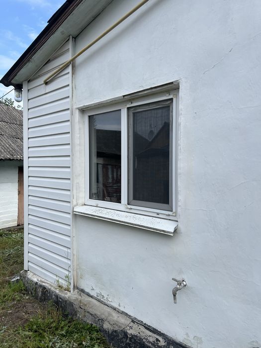 Продам будинок + 6 сот. землі  в м. Шепетівка