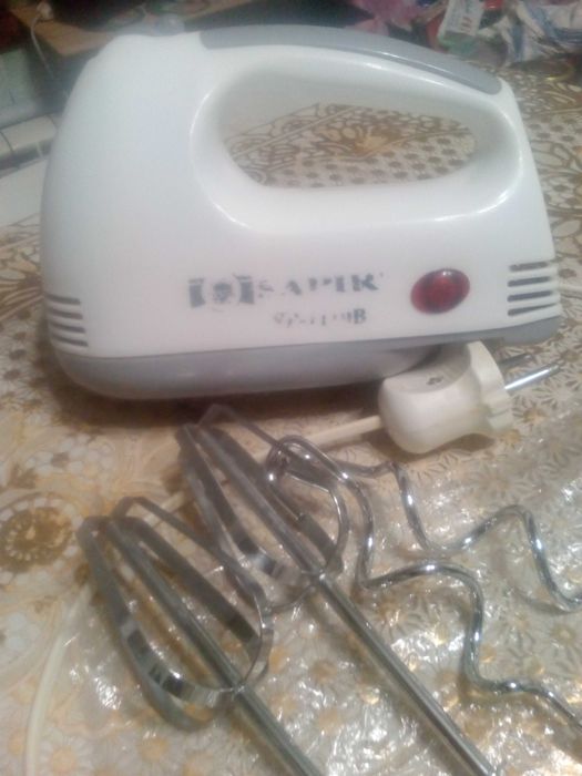 Продам  МИКСЕР--